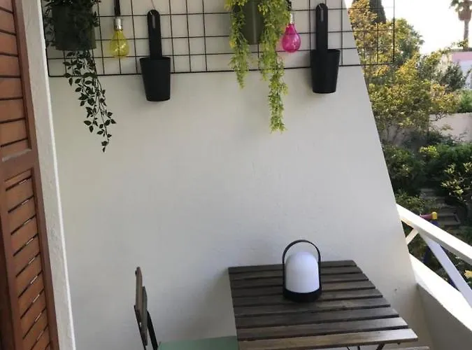 Design Terrace And Live In Marlyne Daire Cannes